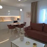 Bella Luxury *