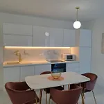 Bella Luxury *