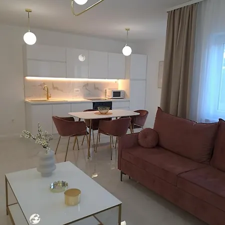 Bella Luxury