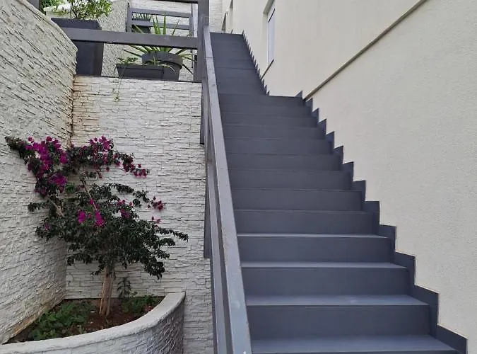 Bella Luxury Сали