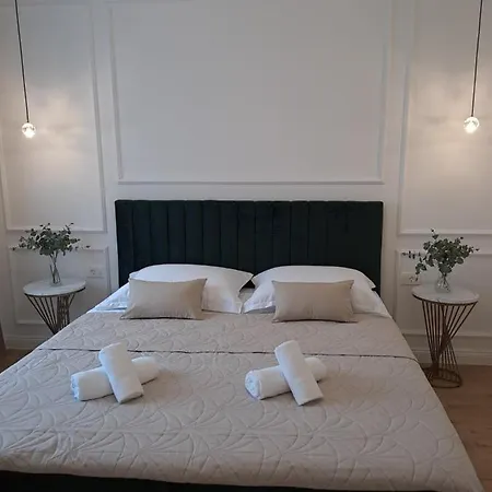 Bella Luxury * Sali