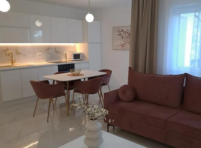 Bella Luxury *